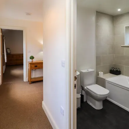 Holborn Cottage, Blencathra Street