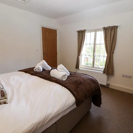 Holborn Cottage, Blencathra Street